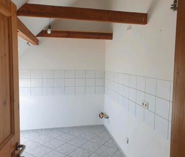 Schöne DG Wohnung zu vermieten - Photo 1