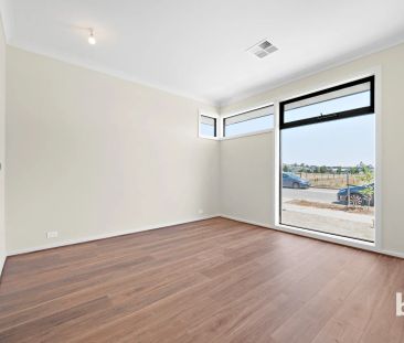 BRAND NEW Family Living in a Peaceful Mount Barker Location - Photo 3