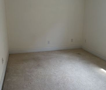 For Lease - 1765 Shelburne Street, Oshawa, Ontario - Photo 3