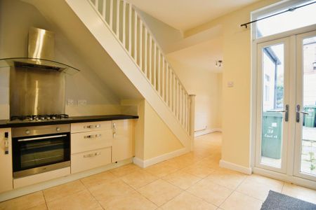 2 bedroom terraced house to rent - Photo 5