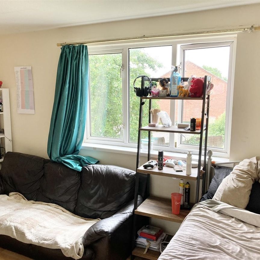 Stonebridge, Clevedon - Photo 1