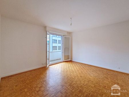 Bel appartement de 3 pièces au 3ème étage d’environ 68m2 - Foto 2