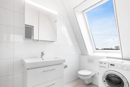 Top moderne 2.5-Zimmer-Wohnung mit viel Sonnenschein - Foto 2