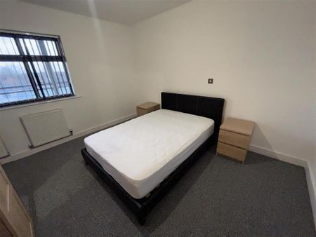 2 bedroom apartment to rent - Photo 3