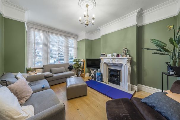 Stroud Road, Wimbledon Park, London, SW19 - Photo 1