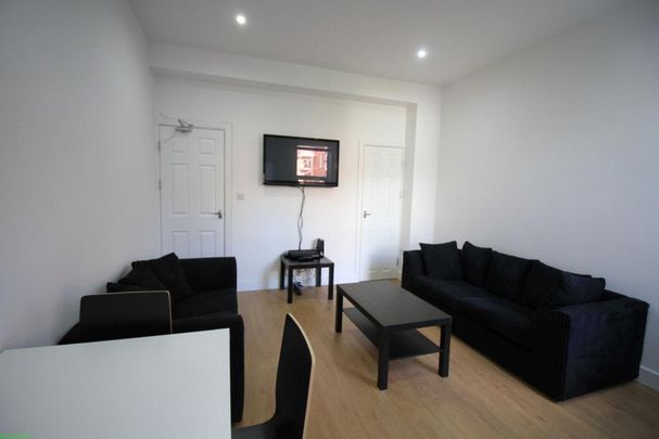 5 bedroom terraced house to rent - Photo 1