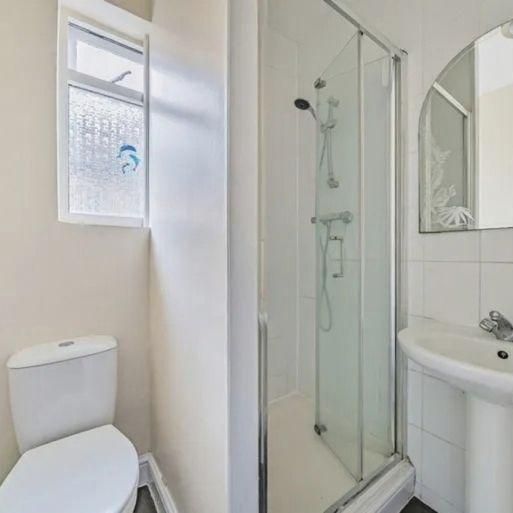 5 bedroom terraced house to rent - Photo 1