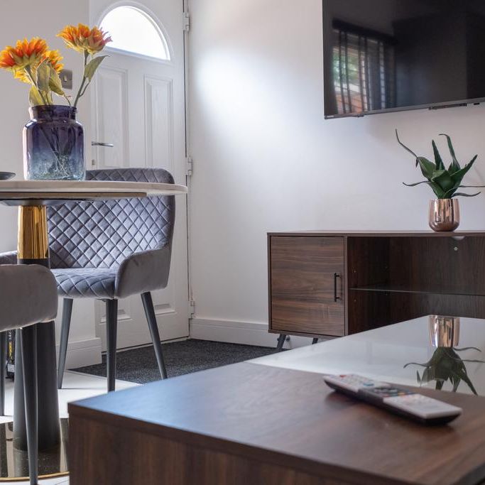 1 bedroom flat to rent - Photo 1