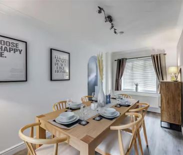 4 bedroom detached house to rent - Photo 5