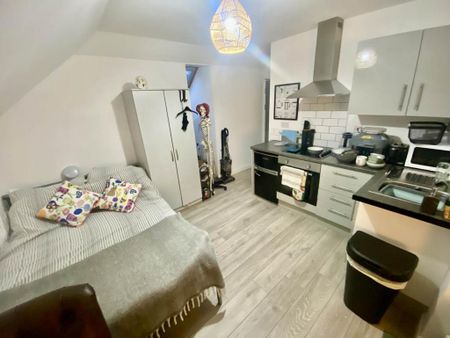 1 bedroom flat to rent - Photo 3