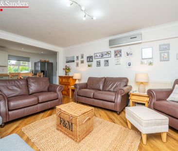 4 bedroom detached house to rent - Photo 5