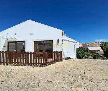 House T2 in Encarnação, Mafra - Photo 1