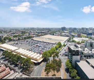 Convenient! Fully Furnished City Pad! - Photo 1