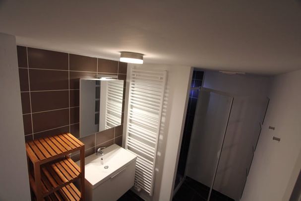 Appartement te huur - Photo 1