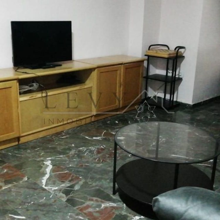 Alquiler de piso en La Princesa - Photo 1