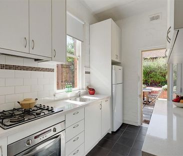 814 Burke Road, Camberwell - Photo 6