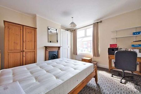 Knighton Fields Road East, Leicester, LE2 - Photo 2