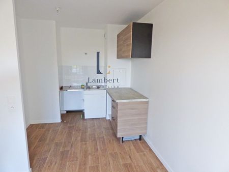 Location Appartement 2 pièces 43m² - Photo 3