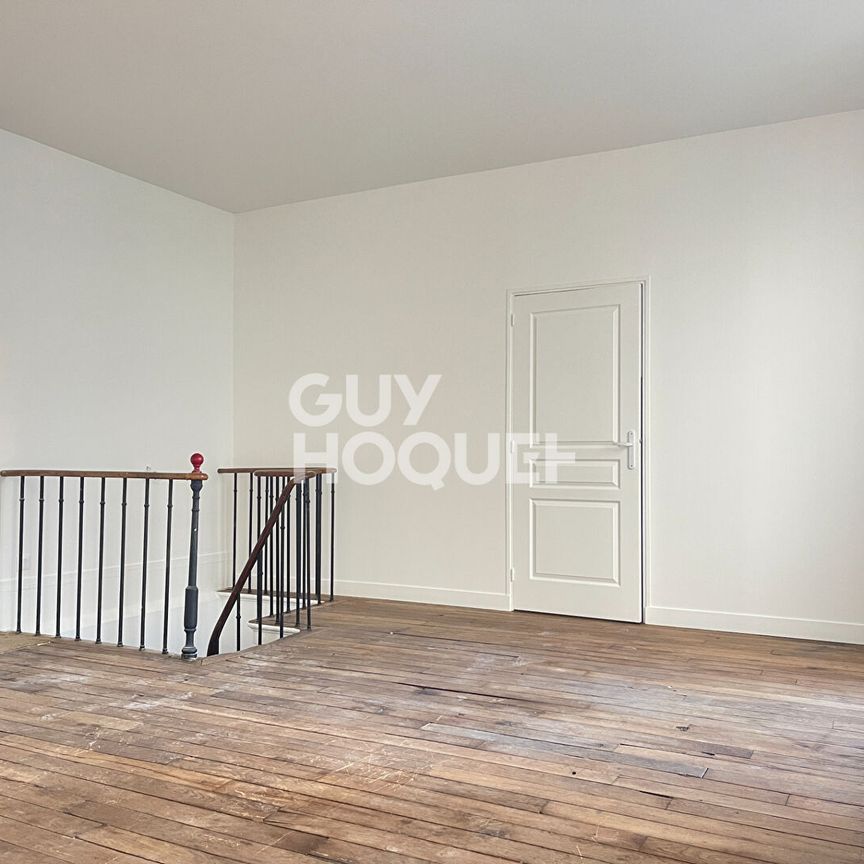 Loft en duplex - Cour des Petites Ecuries - Photo 1