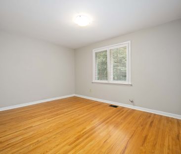 For Lease - 39 Amberdale Drive, Toronto, Ontario - Photo 4