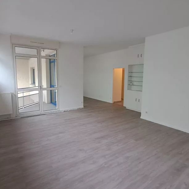 Location appartement T5 120.90m² à Reims (51100) - Photo 1