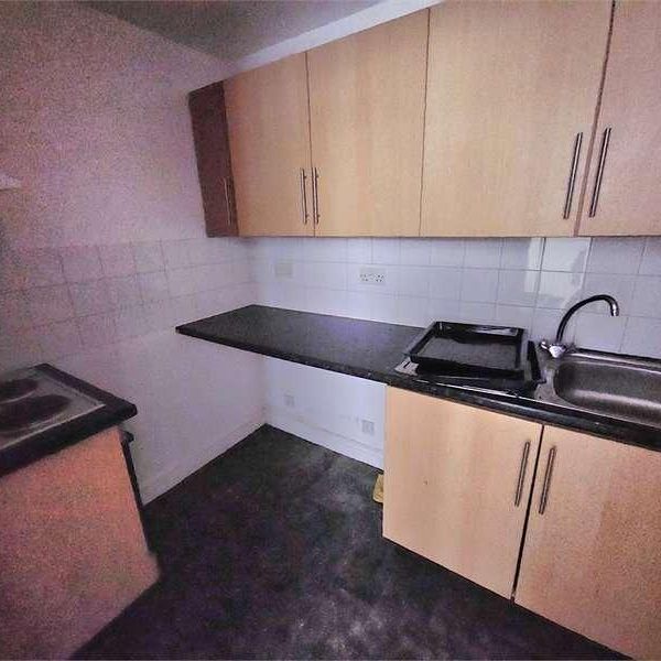 West Road, Westcliff On Sea, Westcliff On Sea, SS0 - Photo 1