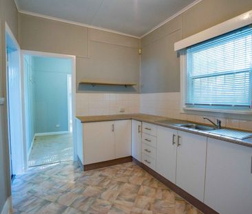 Home For Rent - Photo 4