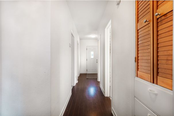 For Lease - 56 Ash Crescent, Toronto, Ontario - Photo 1