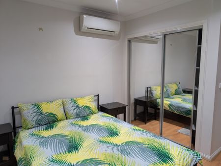 Altona Meadows - Photo 3