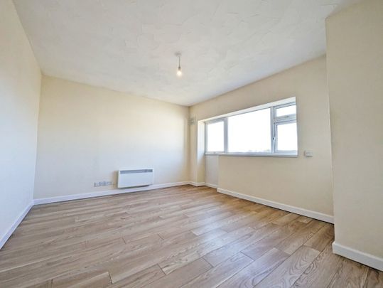 Hendre, Brynmawr, EBBW VALE - Photo 1