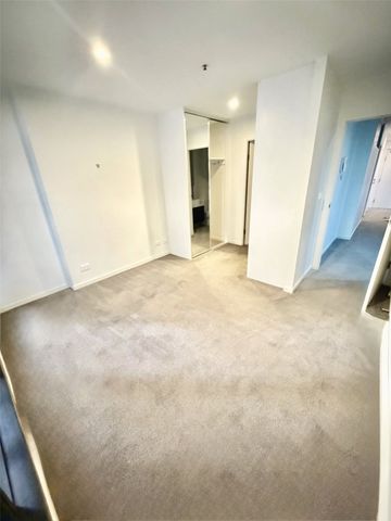 1103/8 Sutherland Street - Photo 4
