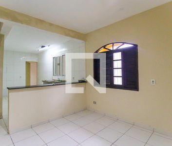 Casa para alugar com 75m², 3 quartos e sem vaga - Foto 3