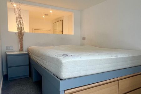 1 Bed Flat, Beechcroft Court, SE3 - Photo 2