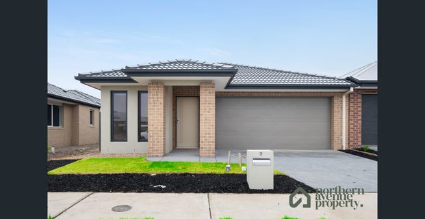 Easy Living in a Well-Connected Clyde Location - Photo 1