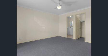 Bright 4-Bedroom Home Close to Transport and Amenities - Photo 3