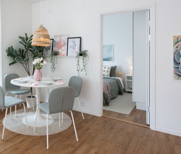 Klaksviksgatan, Kista - Photo 2