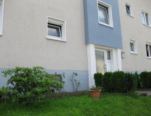 SCHÖNE ZWEI-ZIMMER-WOHNUNG MIT BALKON IN GEVELNDORF - Foto 1