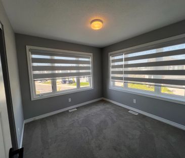 For Lease - 965 Fameflower Street, Barrhaven, Ontario - Photo 1