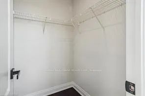 Condo Townhouse For Lease | W9248363 - Photo 3