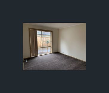 Located Perfectly - 2 Bedroom Unit - Photo 1