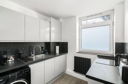 Studio Flat, Briggs House, E2 - Photo 5