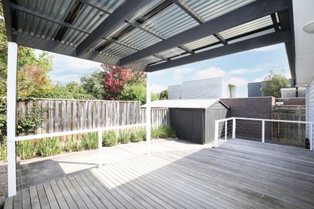 Great location - Photo 2