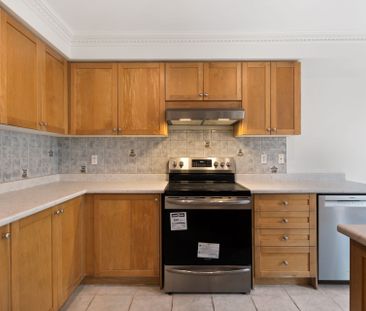 For Lease - 55 Grassland Avenue, Richmond Hill, Ontario - Photo 6