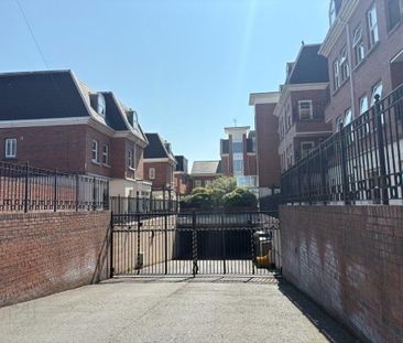 17 Ashley Courtyard, Belfast, BT9 7JS - Photo 4