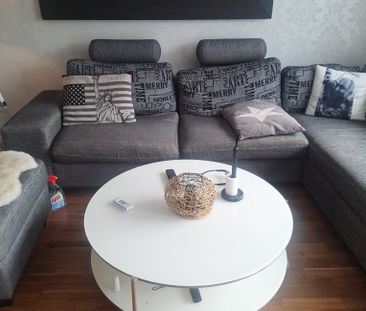 Tenorvägen, Skogås - Photo 1