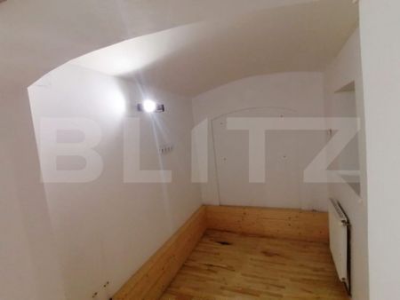 Casa de inchiriat, 504 mp, Gruia/7 strazi - Fotografie 5