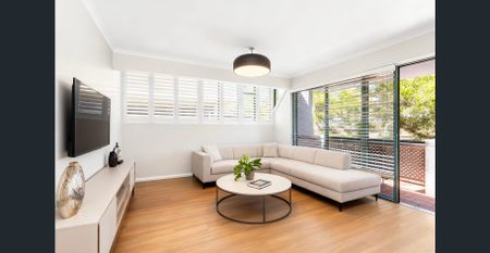 TOWNHOUSE IN A QUIET COMPLEX OF ONLY FOUR - Photo 5