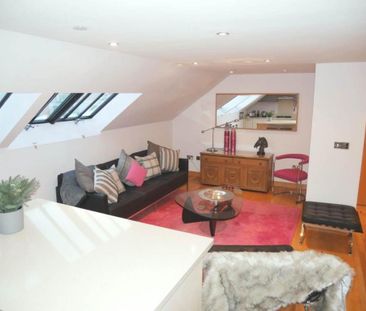 3 bedroom flat to rent - Photo 1
