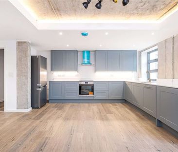 A newly developed first floor 3 bedroom apartment. - Photo 6