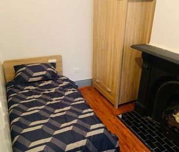 Darlington - Photo 6